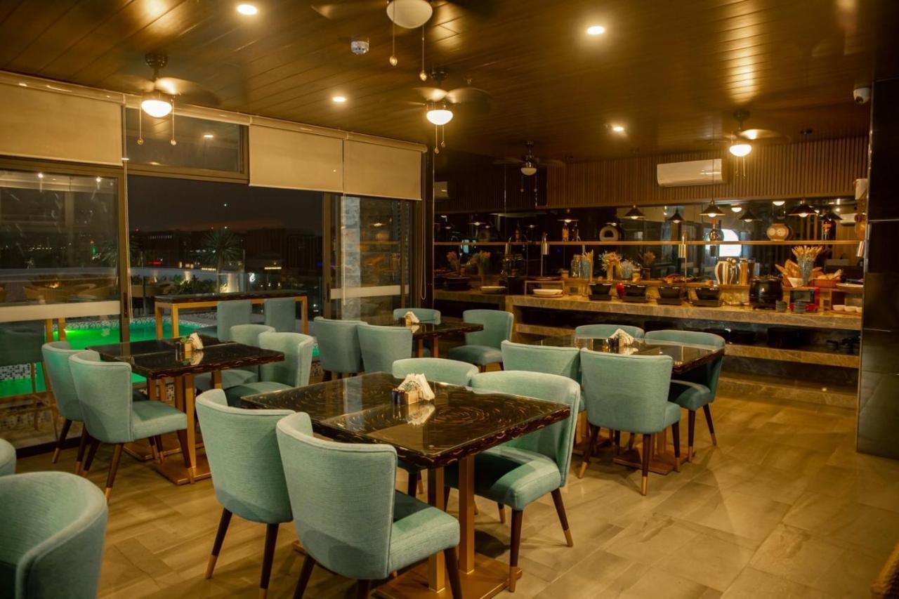 El Vistra Hotel 4*